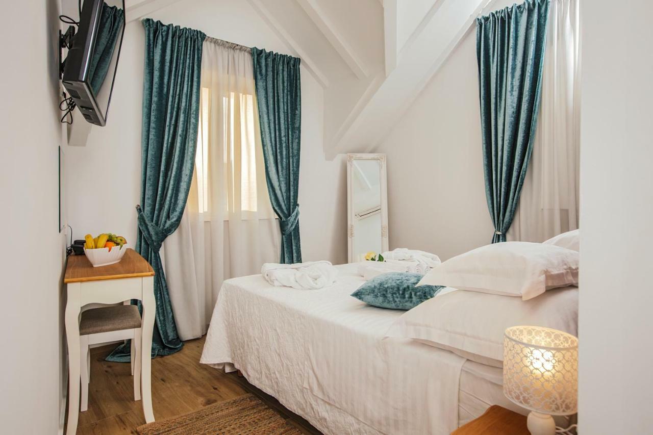 Heritage Hotel Dea Hvar 흐바르 외부 사진